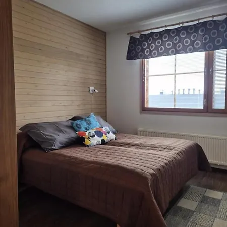 Länsirinne F 24 - 2br In Center *